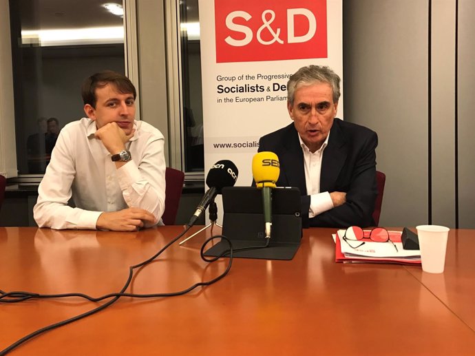 Javi López (PSC) Ramón Jáuregui (PSOE)