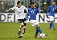 Italia levanta el muro ante Alemania y Francia se atraganta sin Griezmann