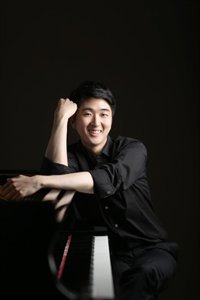 El pianista David Huh ofrece mañana un concierto en el Palacio de Festivales