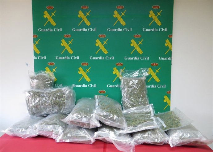 Marihuana ocupada al detenido. 