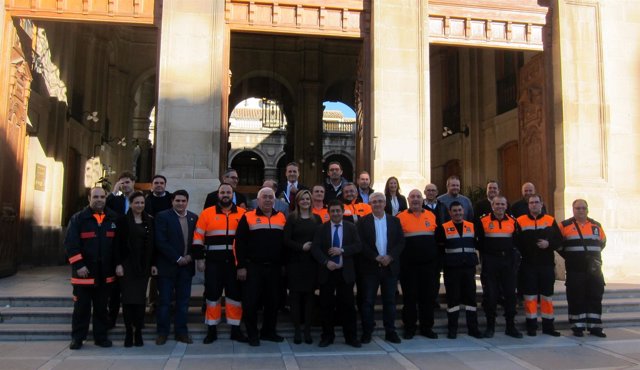 Reyes con alcaldes y responsables de Protección Civil de los once municipios.