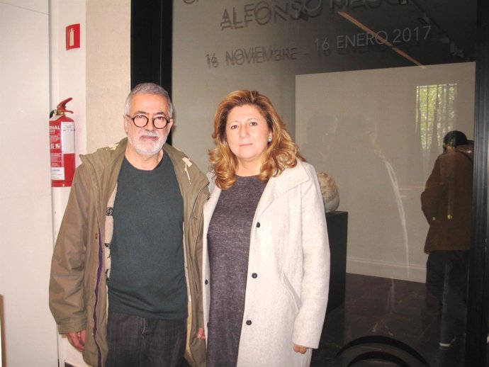 Alfonso Masó y Pilar Salazar en la muestra 'Cabello de Ángel'.