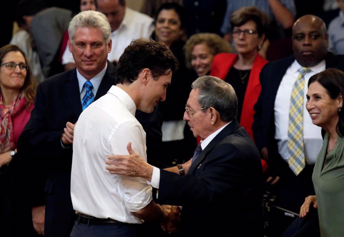 Justin Trudeau y Raúl Castro