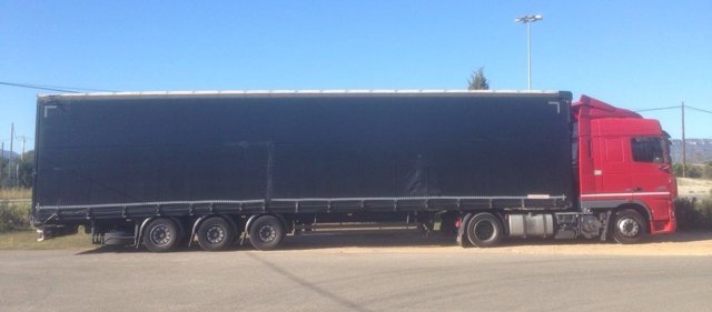 Detienen a un camionero en Tarragona por superar 11 veces la tasa de alcoholemia
