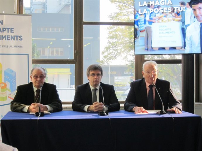 Frederic Gómez, Carles Puigdemont y Eduard Arruga 