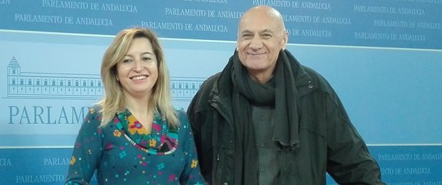 Carmen Lizárraga junto a Paco Vega