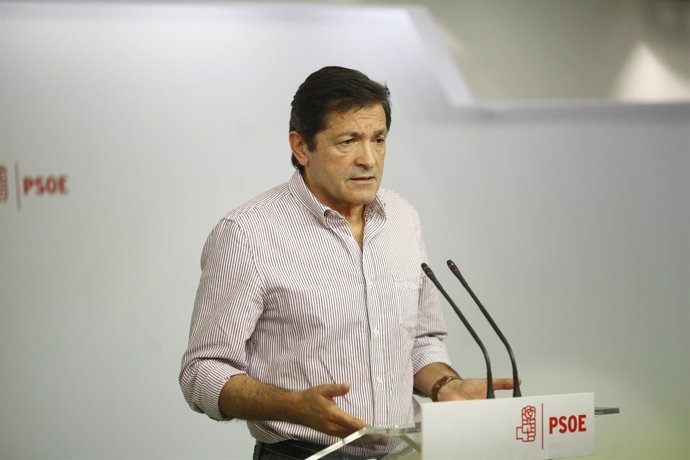 Rueda de prensa de Javier Fernández en Ferraz