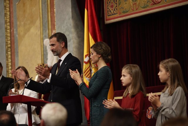 Discurso del Rey en la apertura de la legislatura en el Congreso