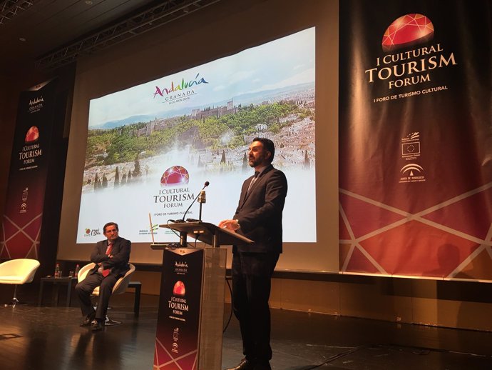 Francisco Javier Fernández interviene en el foro de turismo cultural