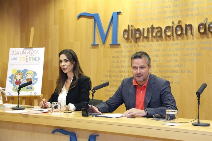 Teresa Pardo Ciudadanos diputación y Víctor González diputación cultura