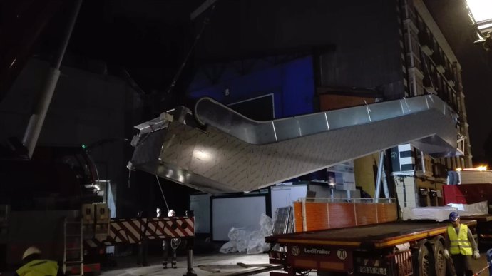 Escaleras para la estación del Casco Viejo