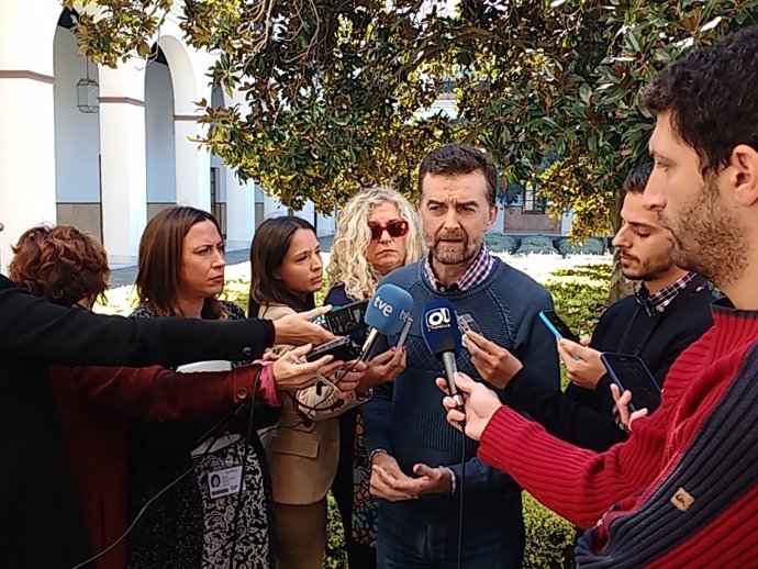 Nota De Prensa // Maíllo Llama A La Sociedad Almeriense A Movilizarse Contra Los