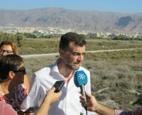 Maíllo llama a la sociedad almeriense a movilizarse contra los "engaños" del PP con el AVE