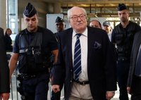 La Justicia restituye a Jean-Marie Le Pen como presidente de honor del Frente Nacional