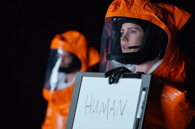 Amy Adams en Arrival (La llegada)