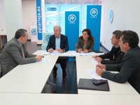 Emilio del Río asegura que el PP "impulsa medidas para potenciar al autónomo, piedra angular de la economía"