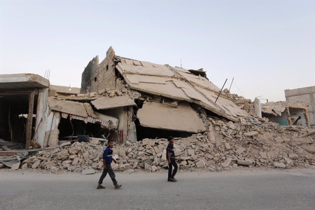 Edificio destruido por los combates en el este de Alepo