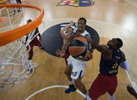 El Madrid se exhibe en el 'Palau Blanco'
