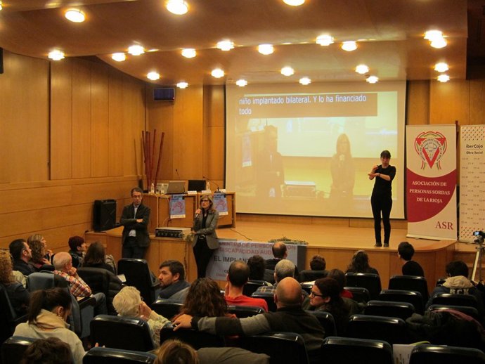 Encuentro de personas con discapacidad auditiva