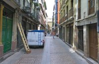 Radicales golpean a un matrimonio en el Casco Viejo de Bilbao por recriminarles cuando realizaban pintadas