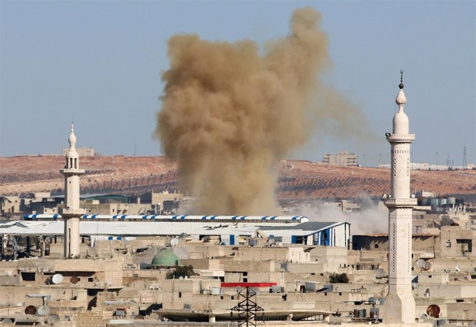 Efectos de un ataque en la zona este de Alepo