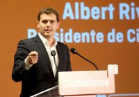 Albert Rivera (C's): Carles Puigdemont y Mariano Rajoy deben buscar un "espacio común"