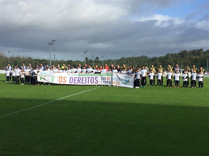 A XUNTA UNE DEPORTE E INFANCIA PARA CELEBRAR O DÍA INTERNACIONAL DOS DEREITOS DO