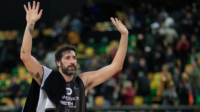 El jugador de RETAbet Bilbao Basket Álex Mumbrú