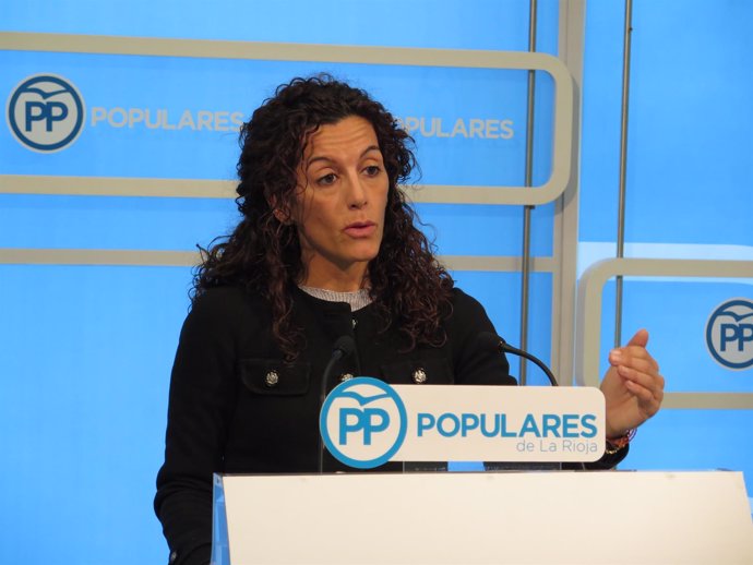 La diputada nacional del PP Mar Cotelo en rueda de prensa