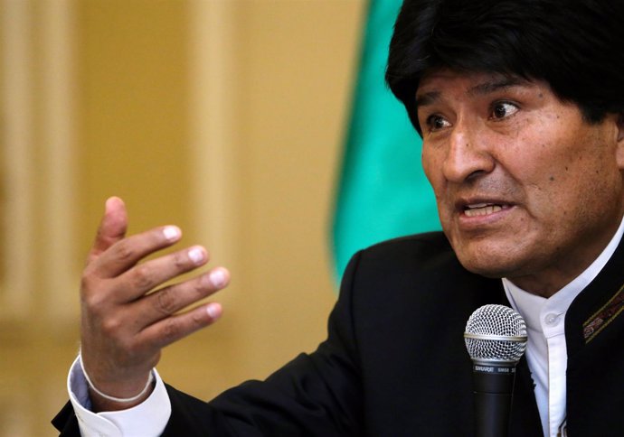Morales confirma el regreso de su embajador a Brasil tras reconocer a Temer