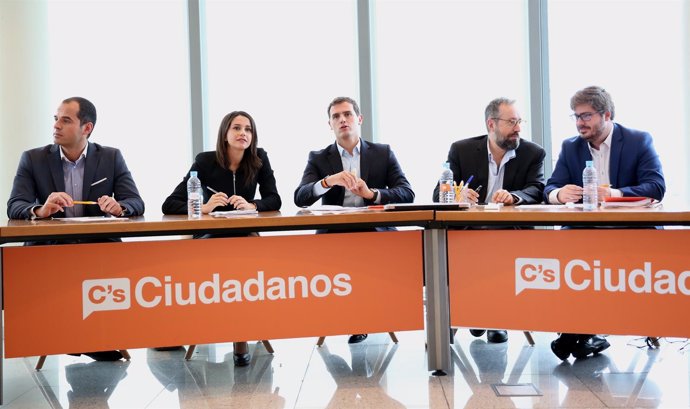 Albert Rivera preside la Ejecutiva Nacional de Ciudadanos