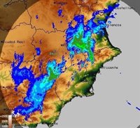 Llueve con fuerza con el interior norte de Alicante e interior sur de Valencia