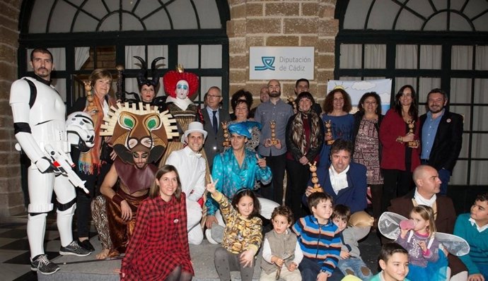 Candidatos a los II Premios Con Los Peques