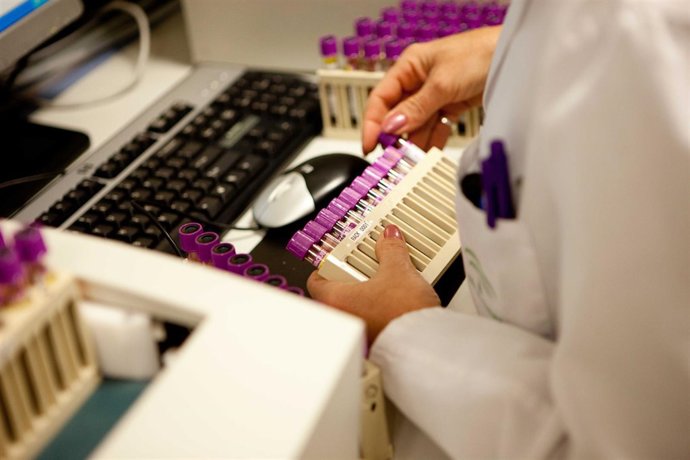 El Biobanco del SSPA forma a profesionales para el análisis de células madre