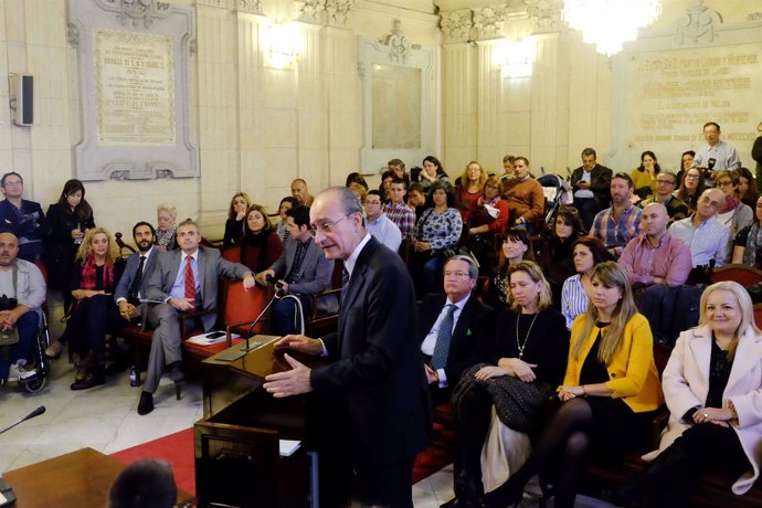 El alcalde de Málaga, Francisco de la Torre, en el pleno infantil 