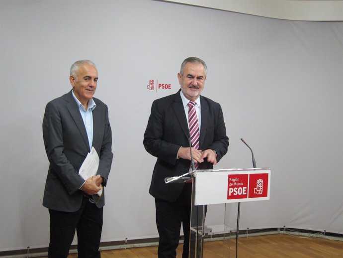 González Tovar y Martínez Baños, durante la rueda de prensa