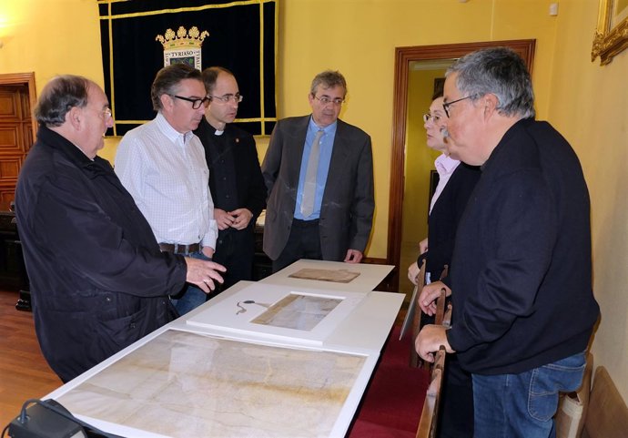 Los libros y documentos han sido devueltos tras su restauración al Ayuntamiento