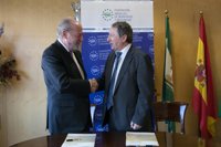 FAMP y Consejo Consultivo firman un protocolo por la transparencia en la gestión municipal