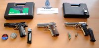 Detenidos tres jóvenes por dañar viviendas y vehículos con pistolas de aire comprimido