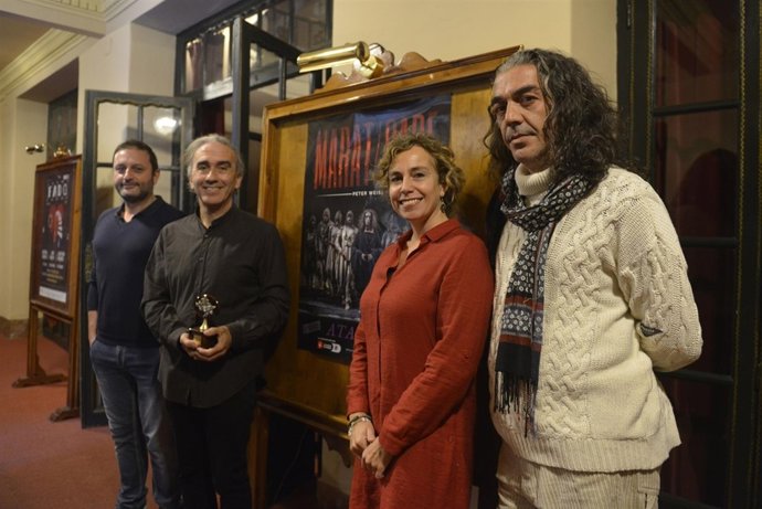 Nota Y Fotografía Lope De Vega 'MARAT/SADE'