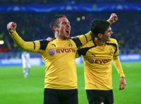 El Dortmund golea al Legia con récord y Mónaco y Leicester, a octavos como primeros