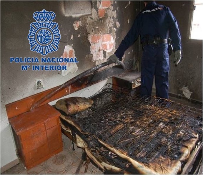 Parte de la vivienda calcinada