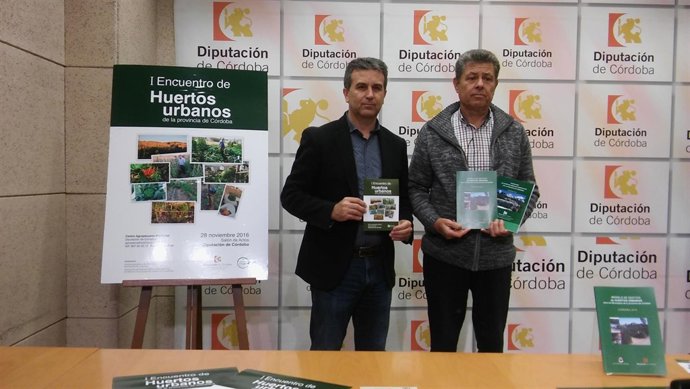 Sánchez (izda.) y Ceballos presentan el encuentro