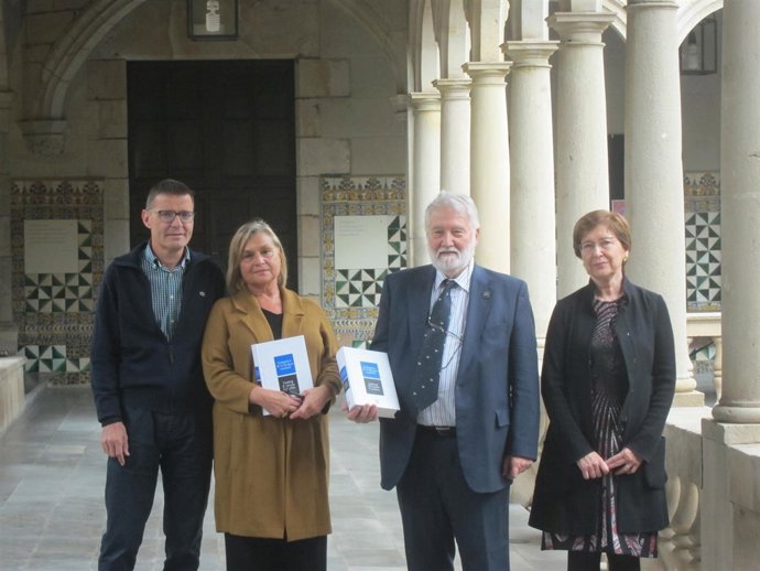 M.Pérez Saldanya, M.T.Cabré, J.Ros y G.Rigau, IEC