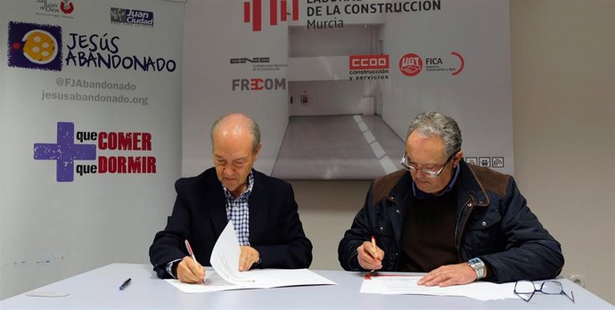 Imagen de la firma del convenio