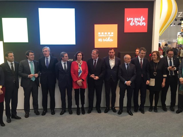 Un momento de la ceremonia de inauguración de Intur