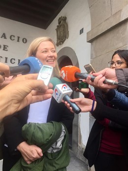 La jueza Victoria Rosell en su salida este jueves de los juzgados