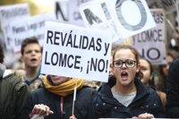 Centenares de estudiantes protestan de nuevo en Madrid contra las 'reválidas'