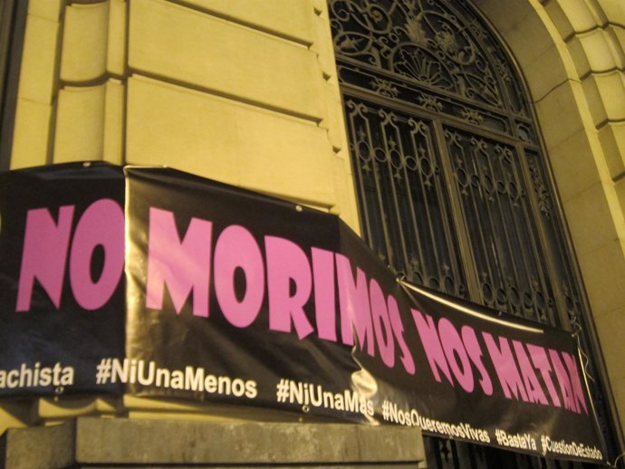 Lema contra violencia machista "No morimos, nos matan"