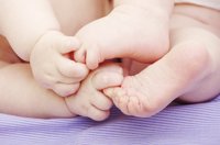 Los cambios bruscos de temperatura y la calefacción agravan los síntomas de la dermatitis atópica en los niños